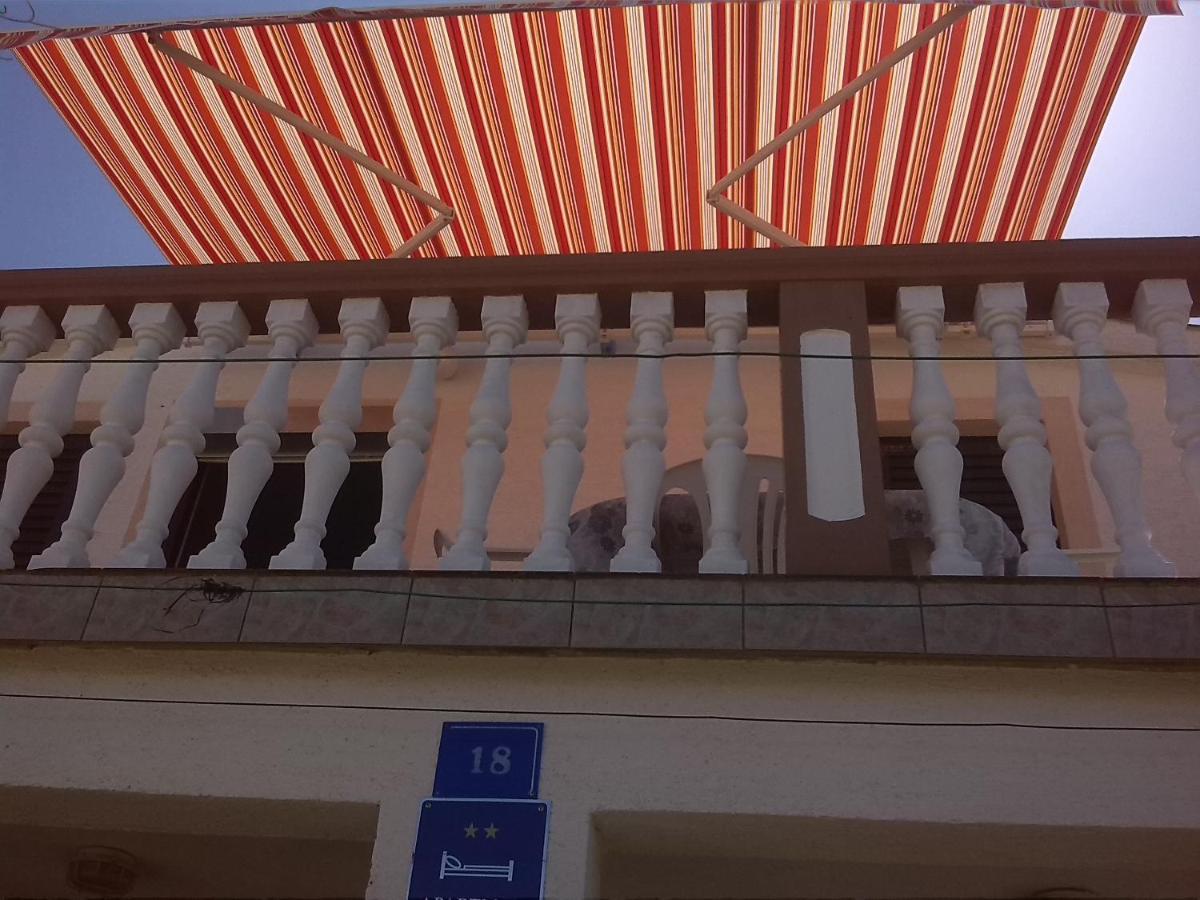 Apartman Borosa فير المظهر الخارجي الصورة