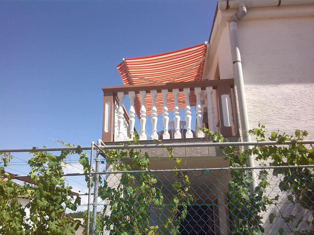 Apartman Borosa فير المظهر الخارجي الصورة