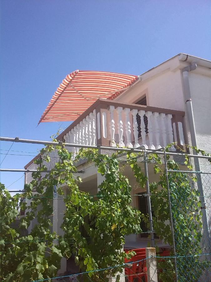 Apartman Borosa فير المظهر الخارجي الصورة