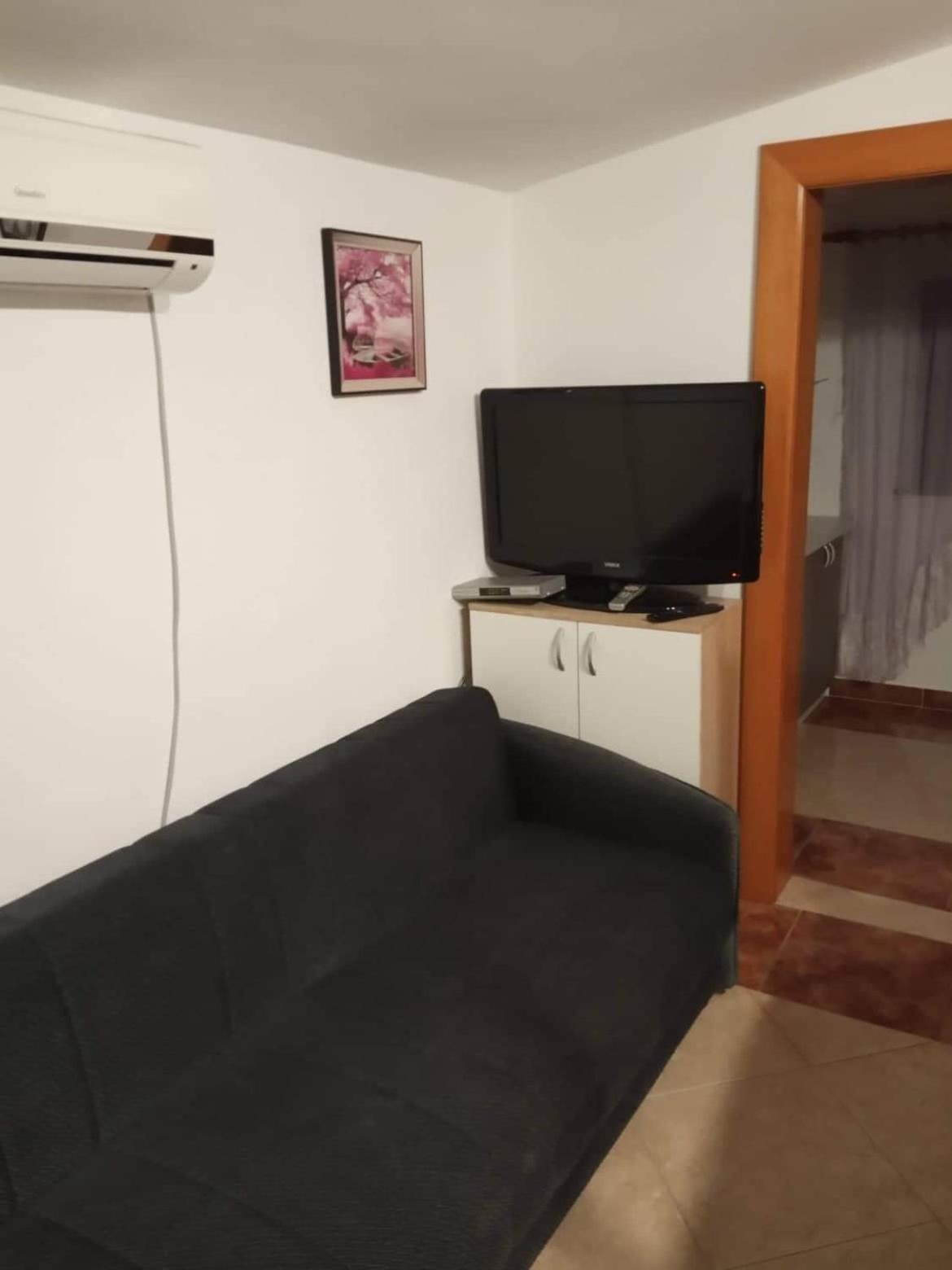 Apartman Borosa فير المظهر الخارجي الصورة